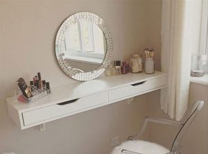 Ưu điểm của bàn trang điểm treo tường